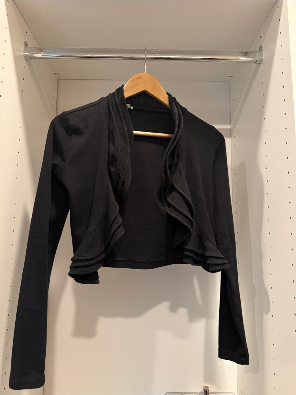 Kookai Black Cropped Ruffle-Front Cardigan - Picture 1 of 2